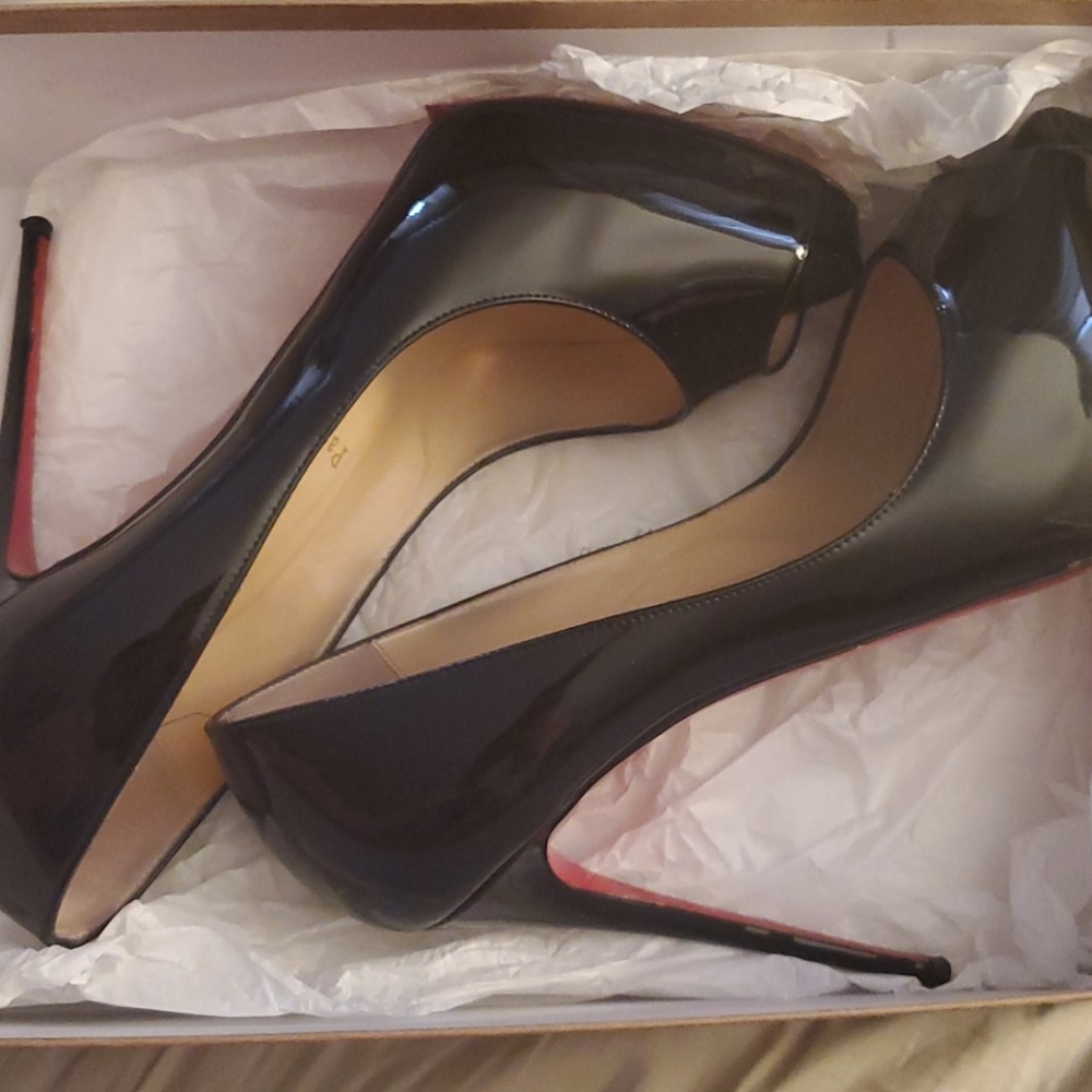 New Very Prive 120 Patent